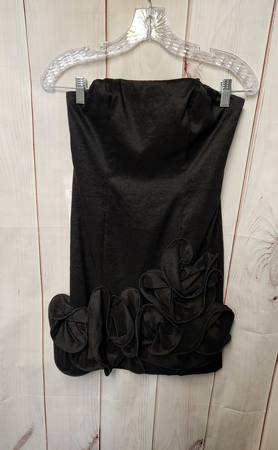 NWT Xscape Women's Size 6 Black Dress