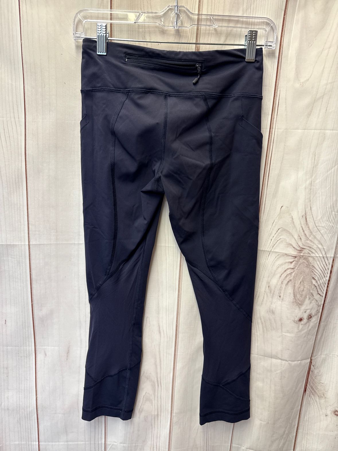 Lululemon Women's Size 4 Navy Leggings