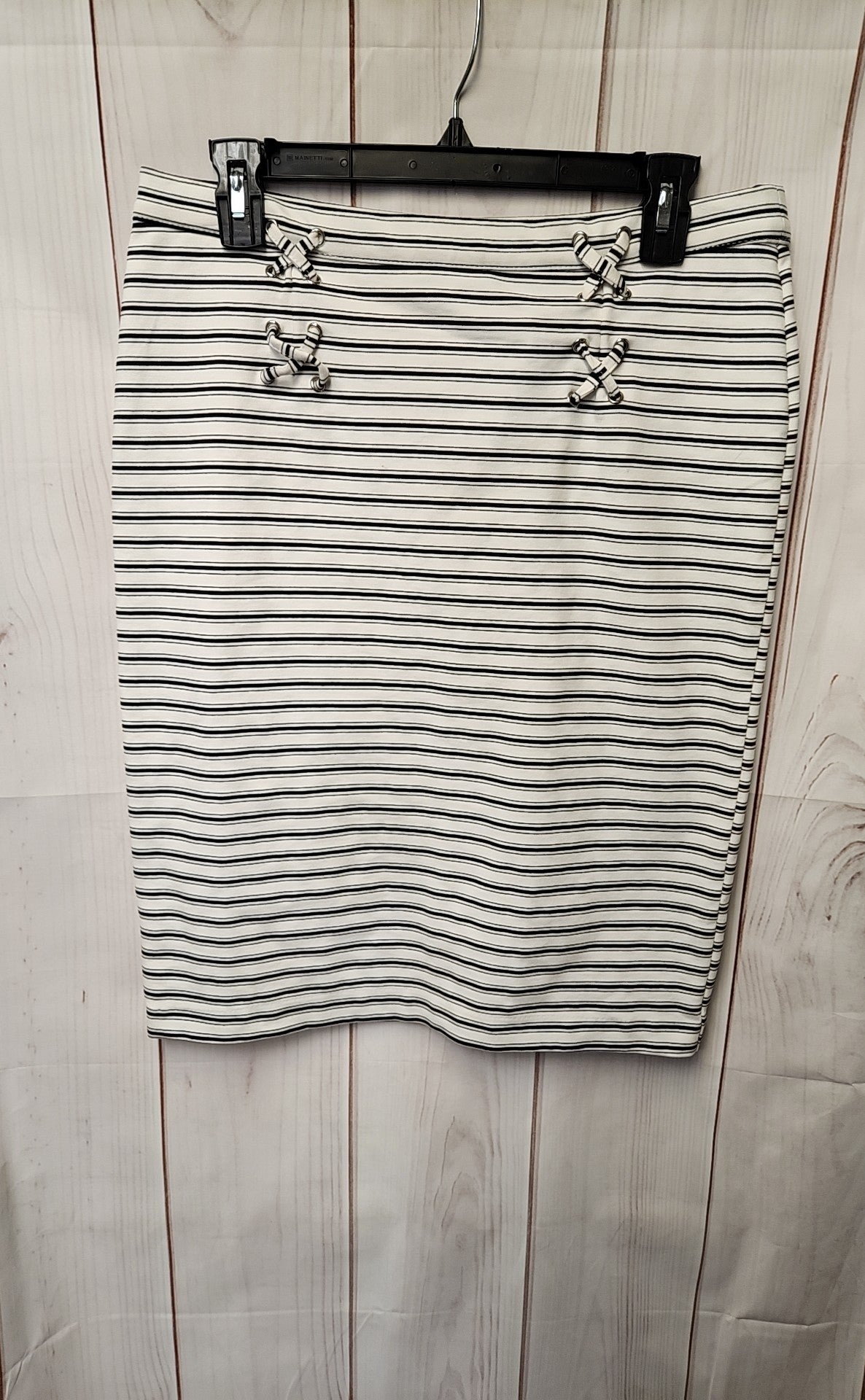 89th & Madison Women's Size M White Skirt