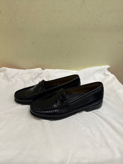 GH Bass Women's Size 6 Black Flats Shoes