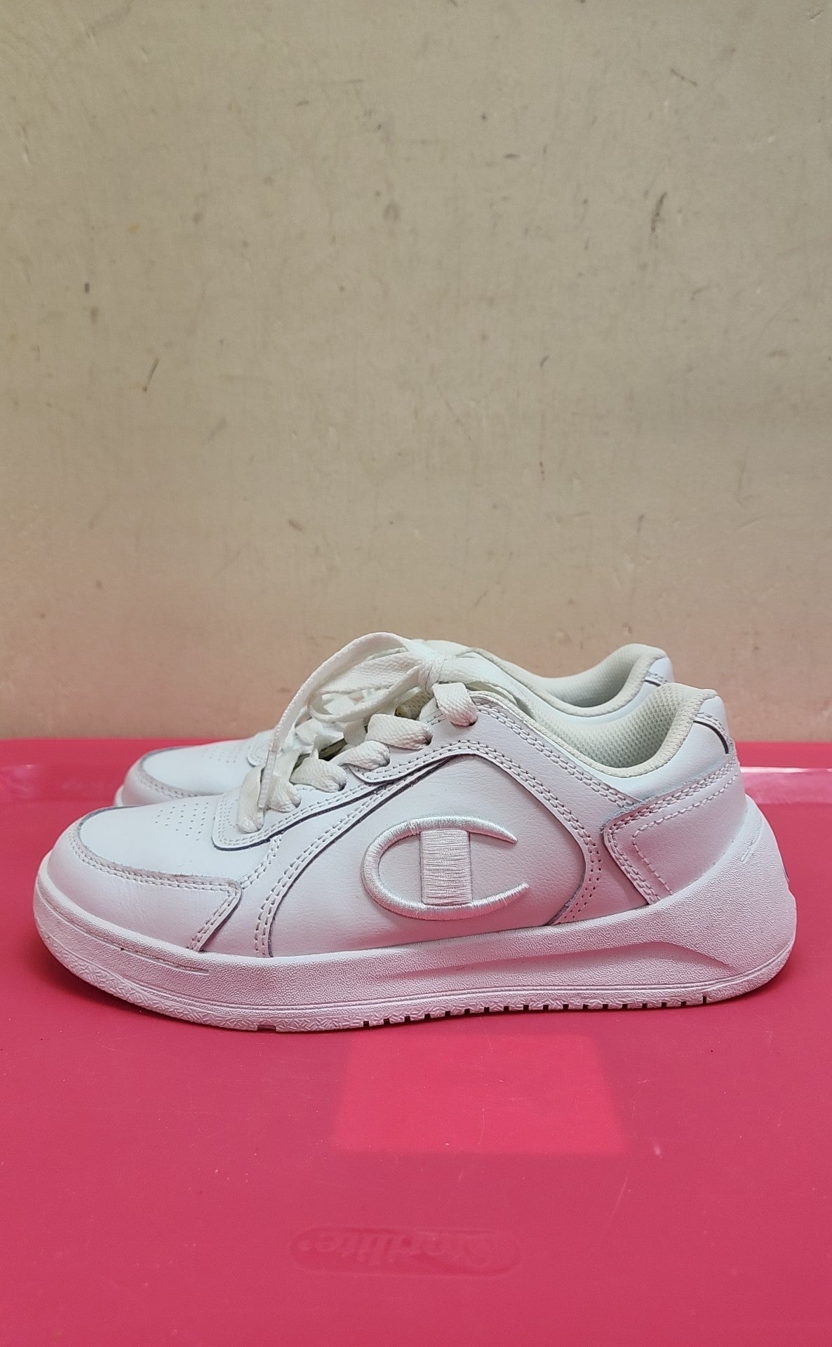 Champion Women's Size 6-1/2 White Sneakers