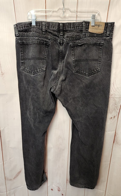Wrangler Men's Size 40x32 Black Jeans