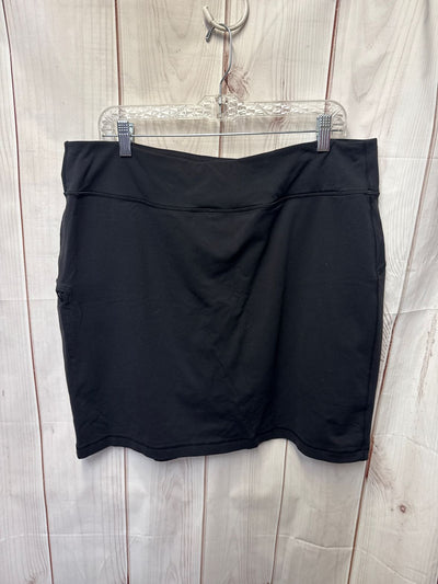 Duluth Women's Size XL Black Skorts