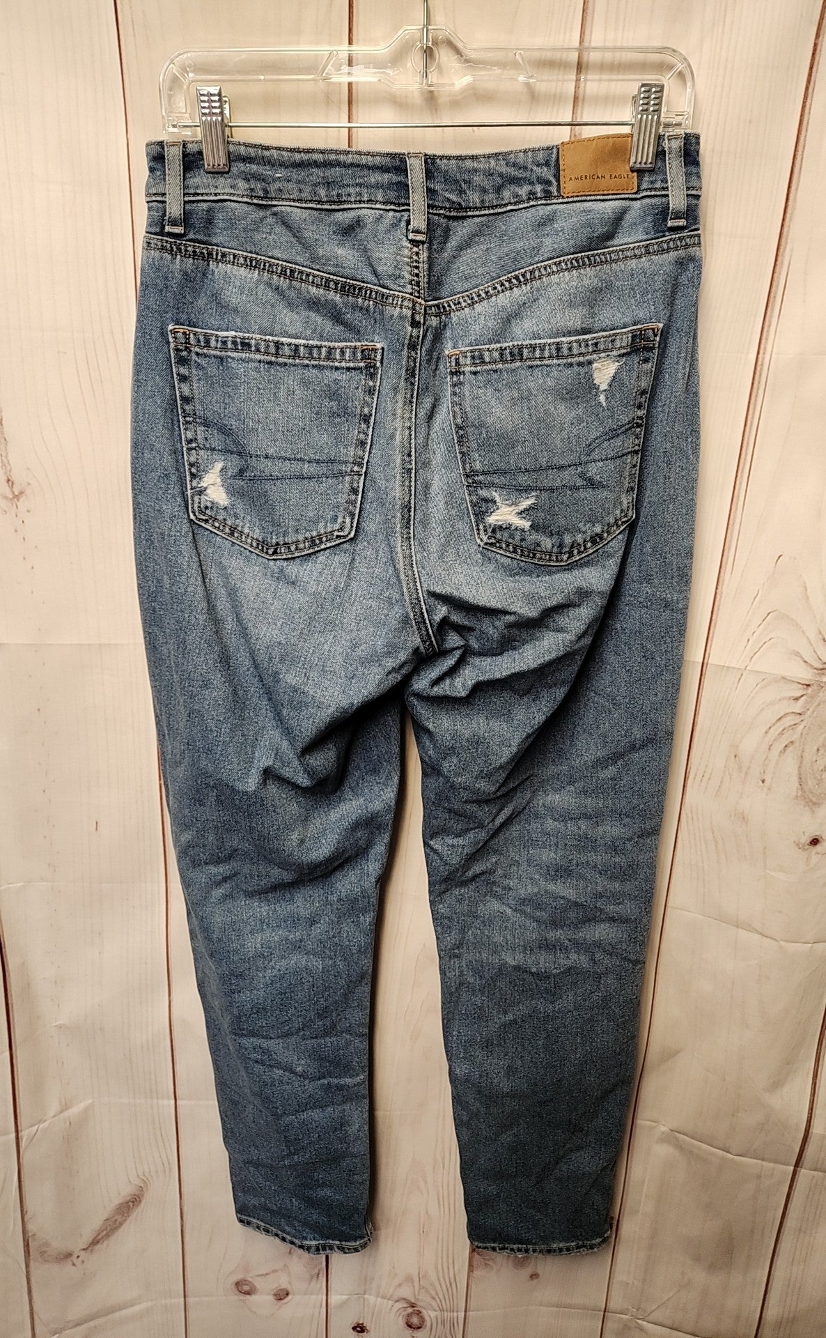 American Eagle Women's Size 28 (5-6) Blue Jeans Mom Jean