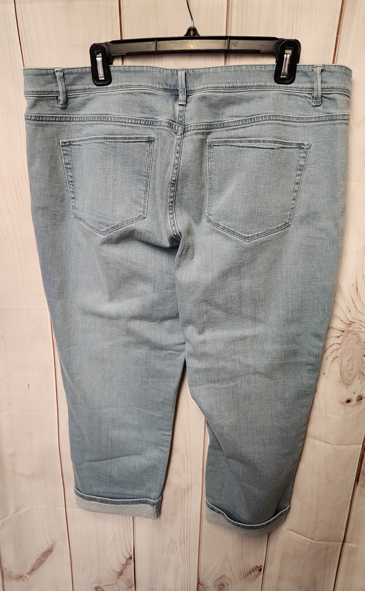 J Jill Women's Size 33 (15-16) Blue Jeans Authentic Fit Cropped