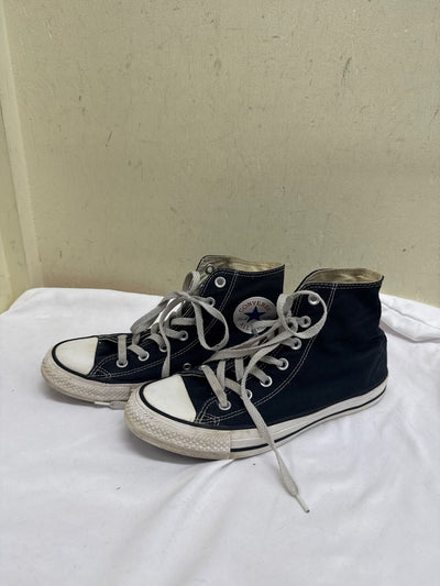 Converse Women's Size 8 Black Sneakers Shoes