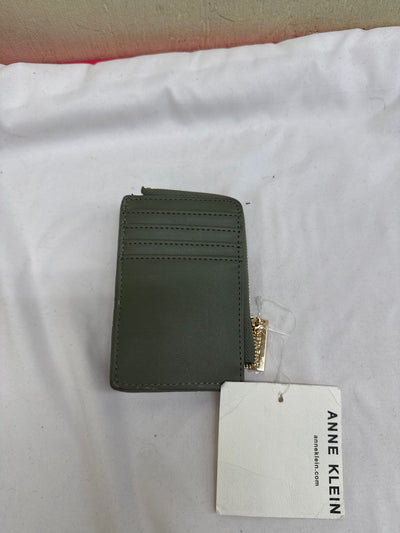 NWT Anne Klein Green Card Holder