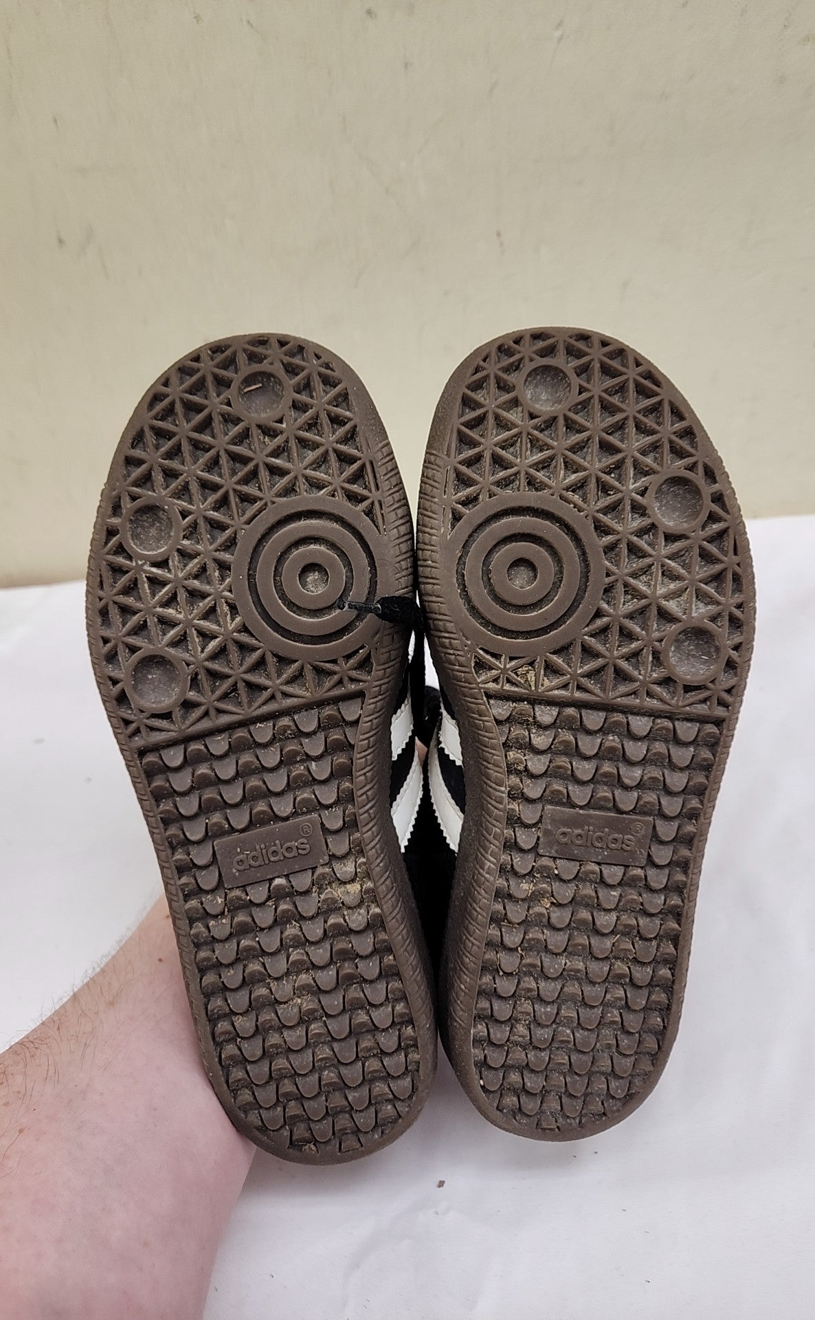 Adidas Boy's Size 3 Black Shoes