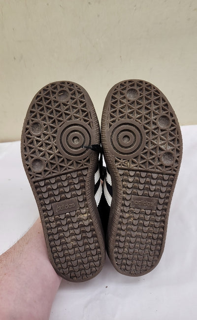 Adidas Boy's Size 3 Black Shoes