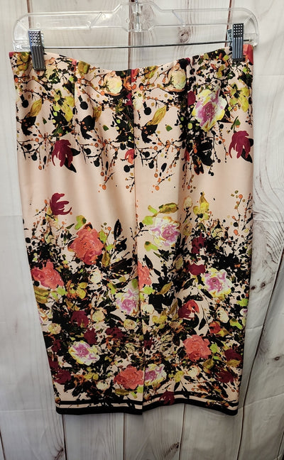 Eci Women's Size M Pink Floral Skirt