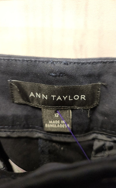 Ann Taylor Women's Size 12 Navy Shorts