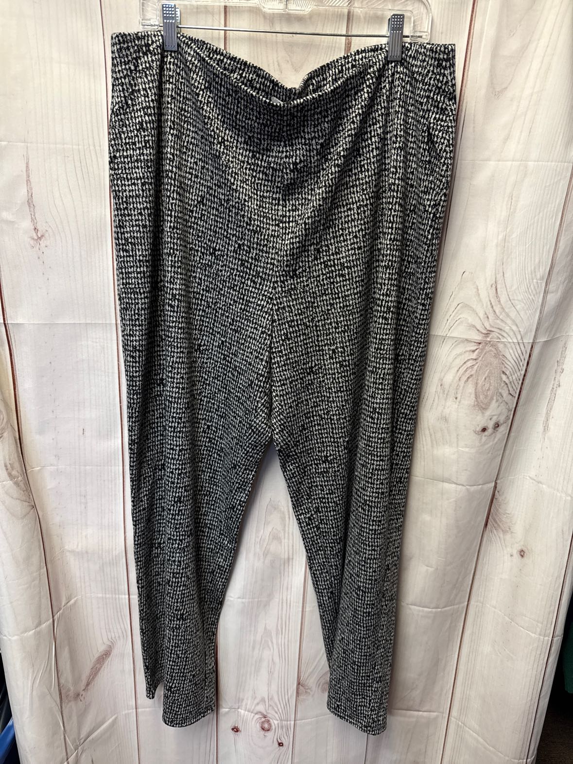 Nic & Zoe Women's Size 1X Black & White Pants