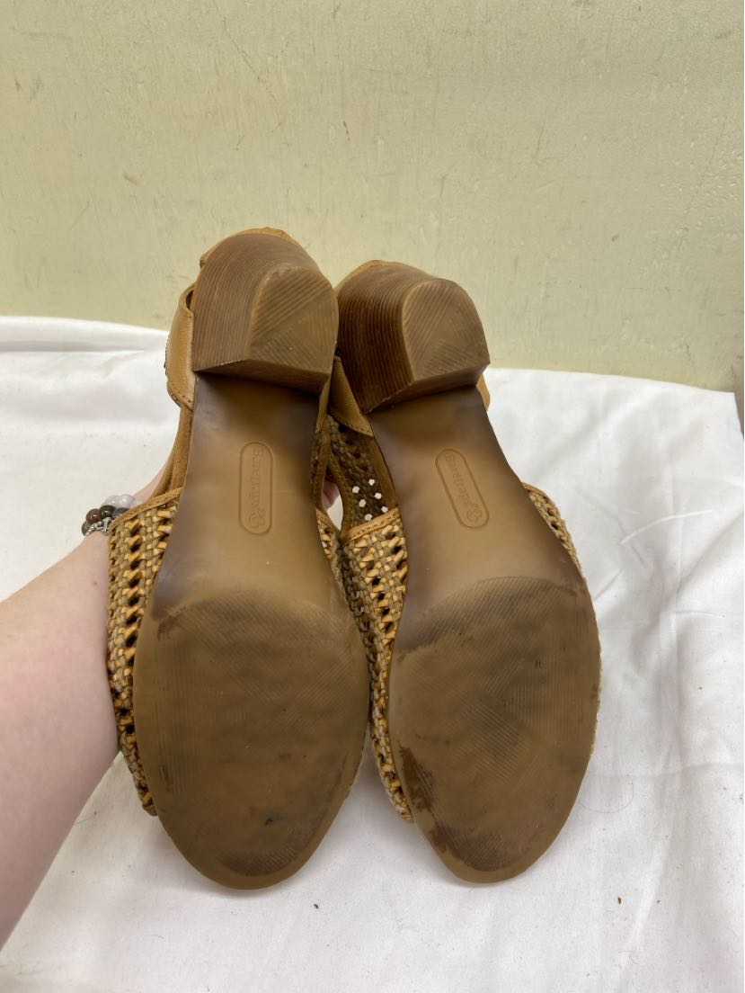 Baretraps Women's Size 10 Tan Open Toe Pumps