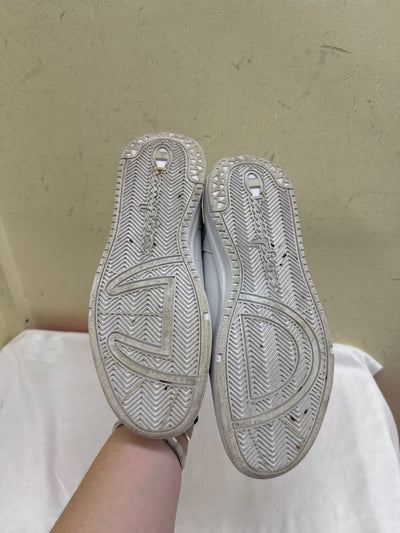 Champion Women's Size 6-1/2 White Sneakers Shoes