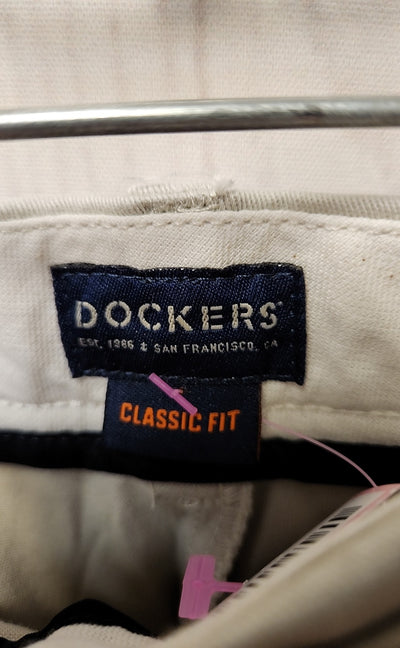 Dockers Men's Size 40x30 Beige Pants