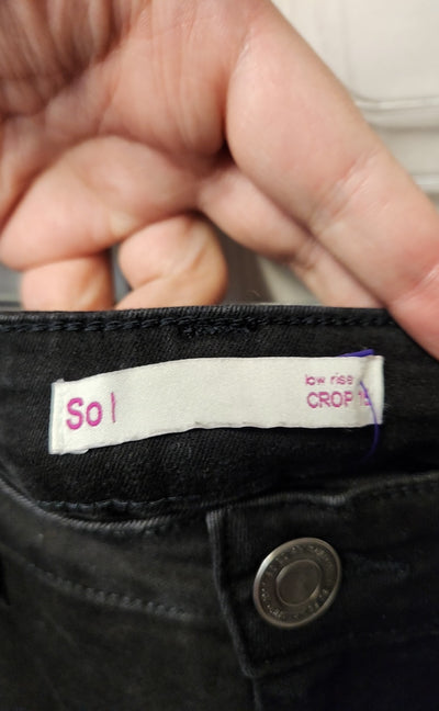 So Women's Size 15 Black Pants Low Rise Crop
