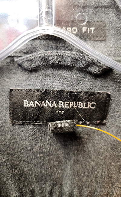 Banana Republic Men's Size M Gray Shirt