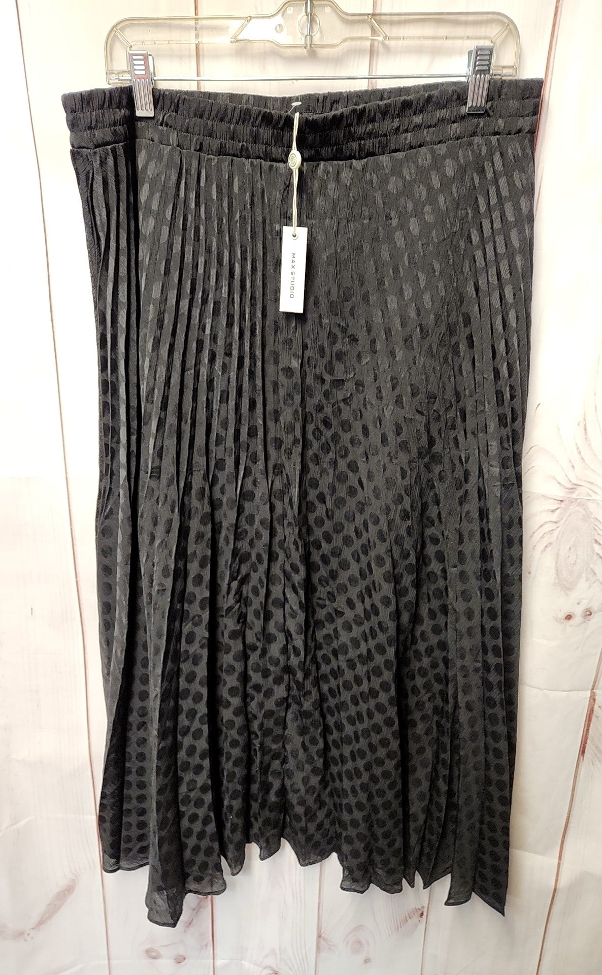 NWT Max Studio Women's Size XL Black Skirt
