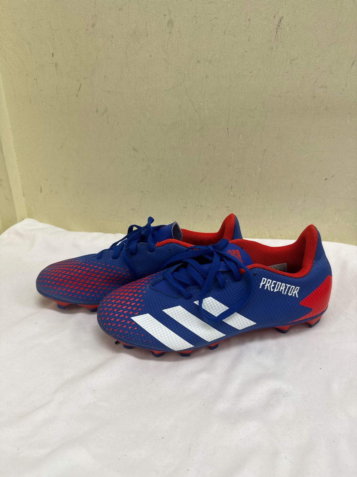 Adidas Predator Men's Size 7 Blue Cleats Shoes