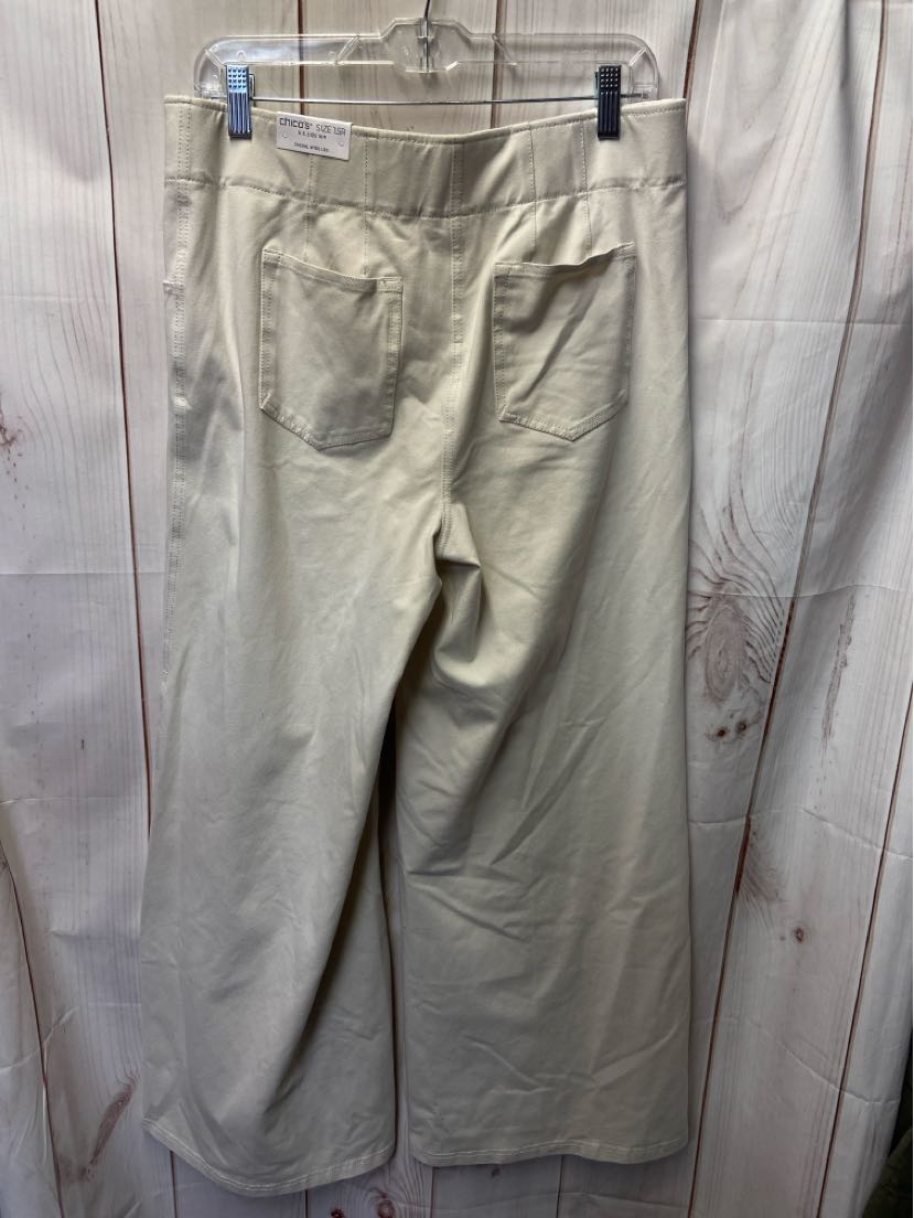 NWT Chico's Women's Size 1.5 = 10 White Pants