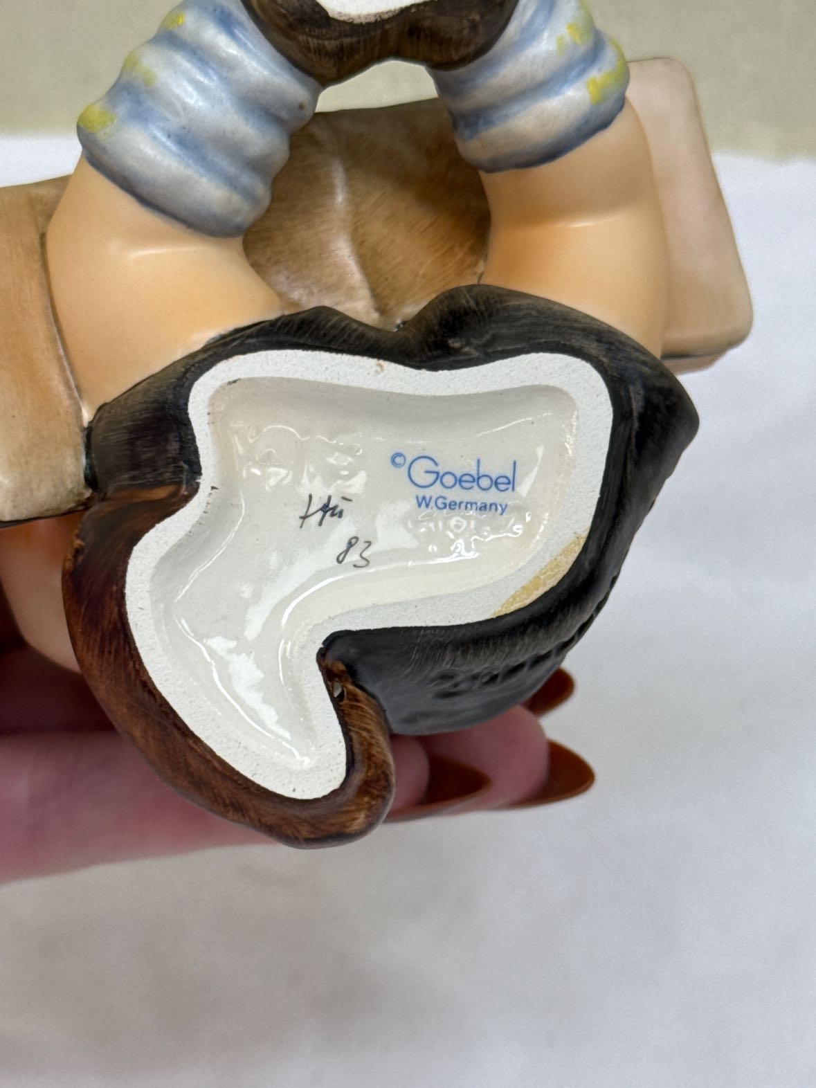 *VTG 1980 Hummel #415 'Thoughtful' Figurine