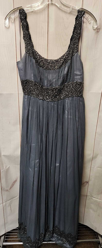 Adrianna Papell Women's Size 4 Gray Dress