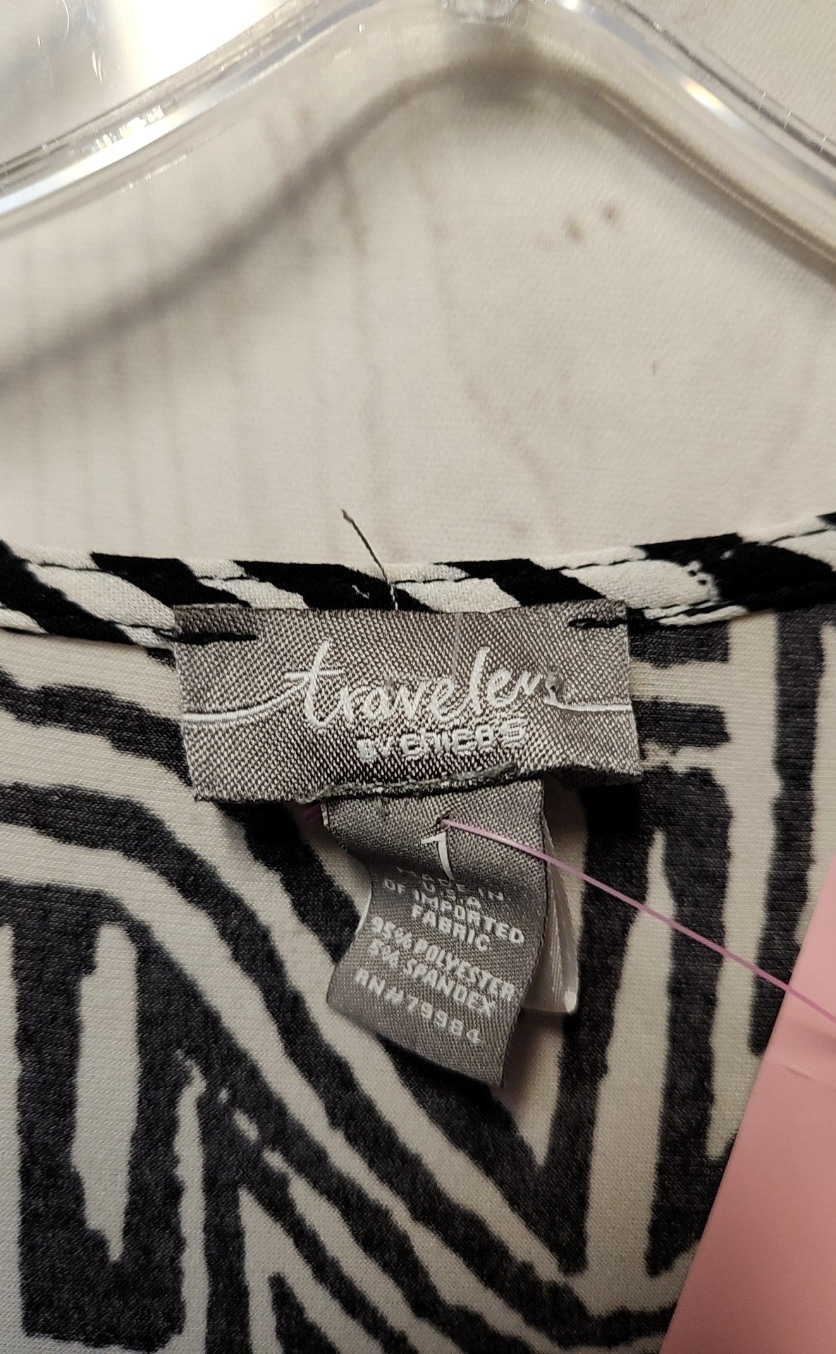 Chico's Travelers Women's Size 1 = US M White & Black 3/4 Sleeve Top