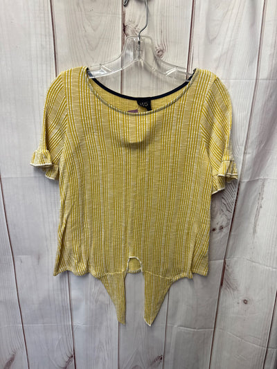 W5 Women's Size M Yellow Short Sleeve Top