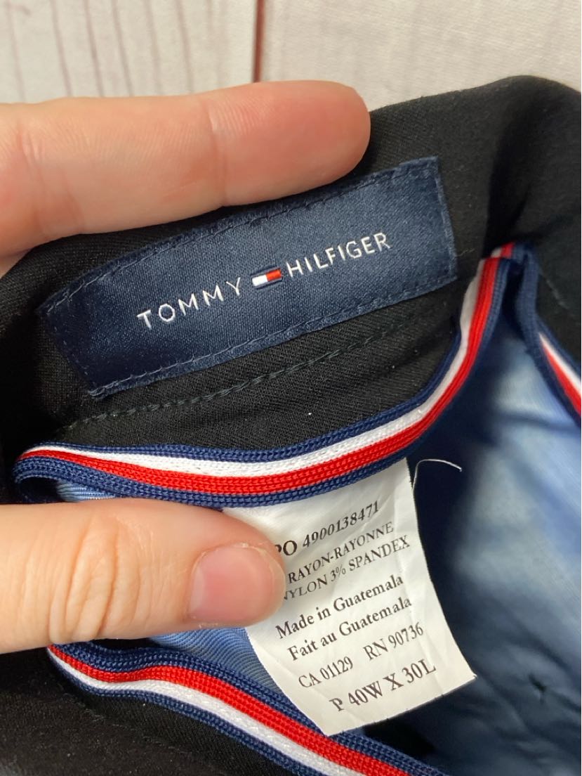 Tommy Hilfiger Men's Size 40x30 Black Pants