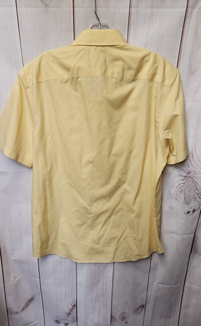 Untuckit Men's Size L Yellow Shirt