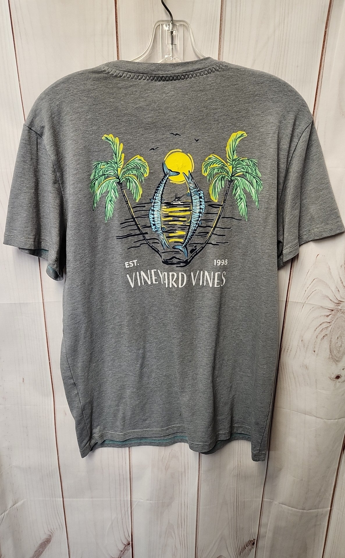 Vineyard Vines Men's Size M Gray T-Shirt Dunes Tee