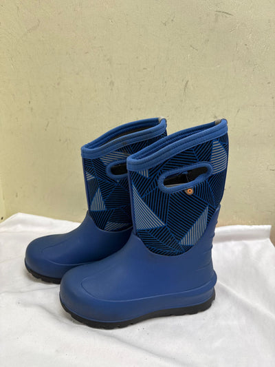 Bogs Boy's Size 2 Blue Boots
