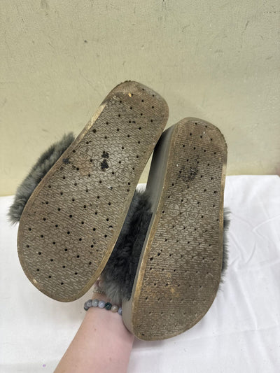Catherine Women's Size 8 Gray Sandals