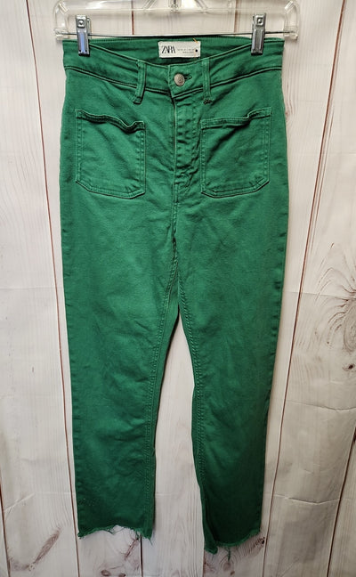 Zara Women's Size 26 (1-2) Green Jeans