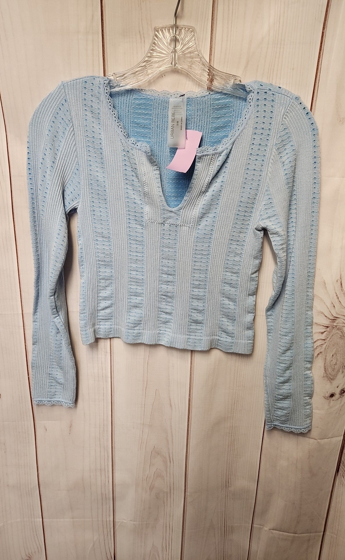 Urban Rebel Women's Size Small/Medium Light Blue Long Sleeve Top