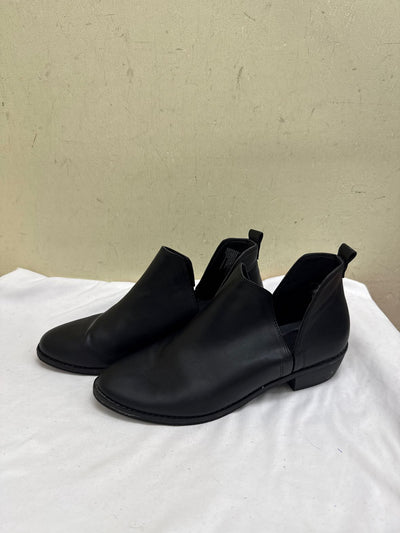 Universal Thread Women's Size 10 Black Boots Shoes