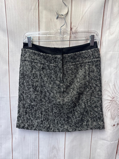 Loft Women's Size 0 Black & White Skirt