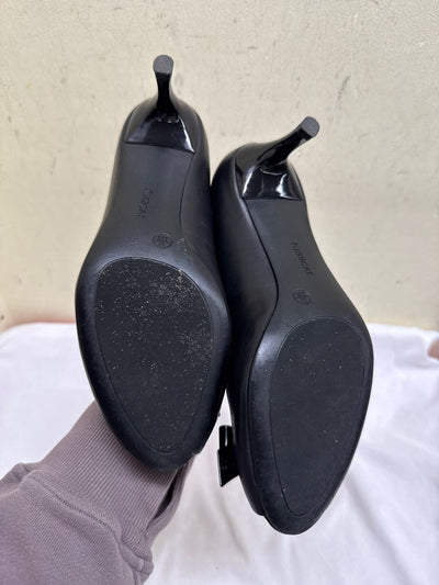 Kiss Cat Women's Size 37 = 6-1/2 Black Pumps Shoes