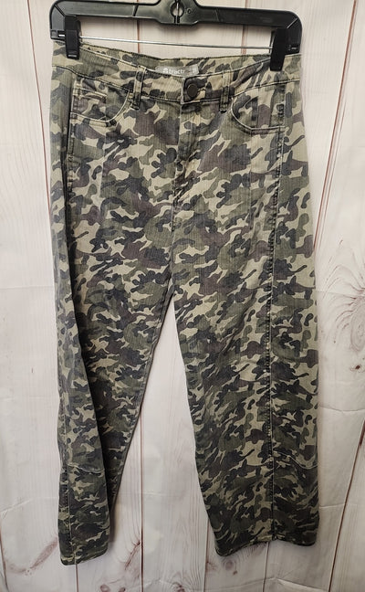 Tractr Women's Size 26 (1-2) Green Camo Pants