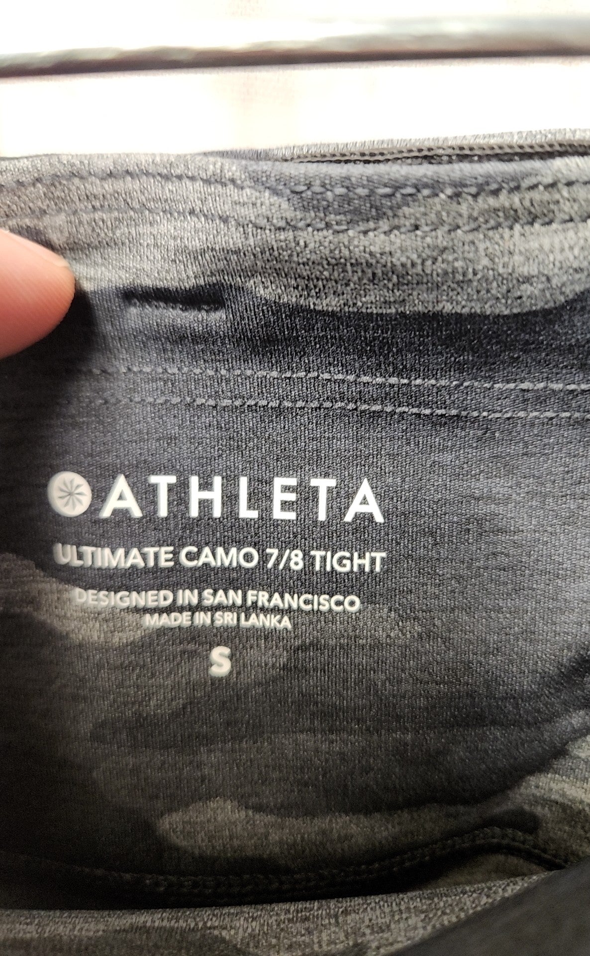 Athleta Women's Size S Gray Camo Leggings