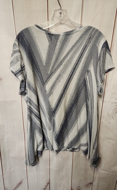 Simply Vera Women's Size XL Petite Gray Short Sleeve Top