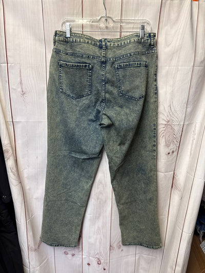 Logo Women's Size 31 (11-12) Blue Jeans Boyfriend