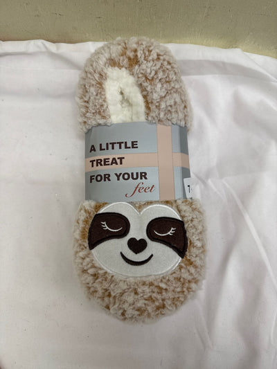 NWT Women's Size 7 Slippers