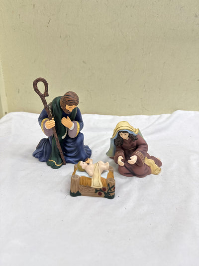 3PCS Hawthorne Village Thomas Kinkade Nativity Holy Family Figurines