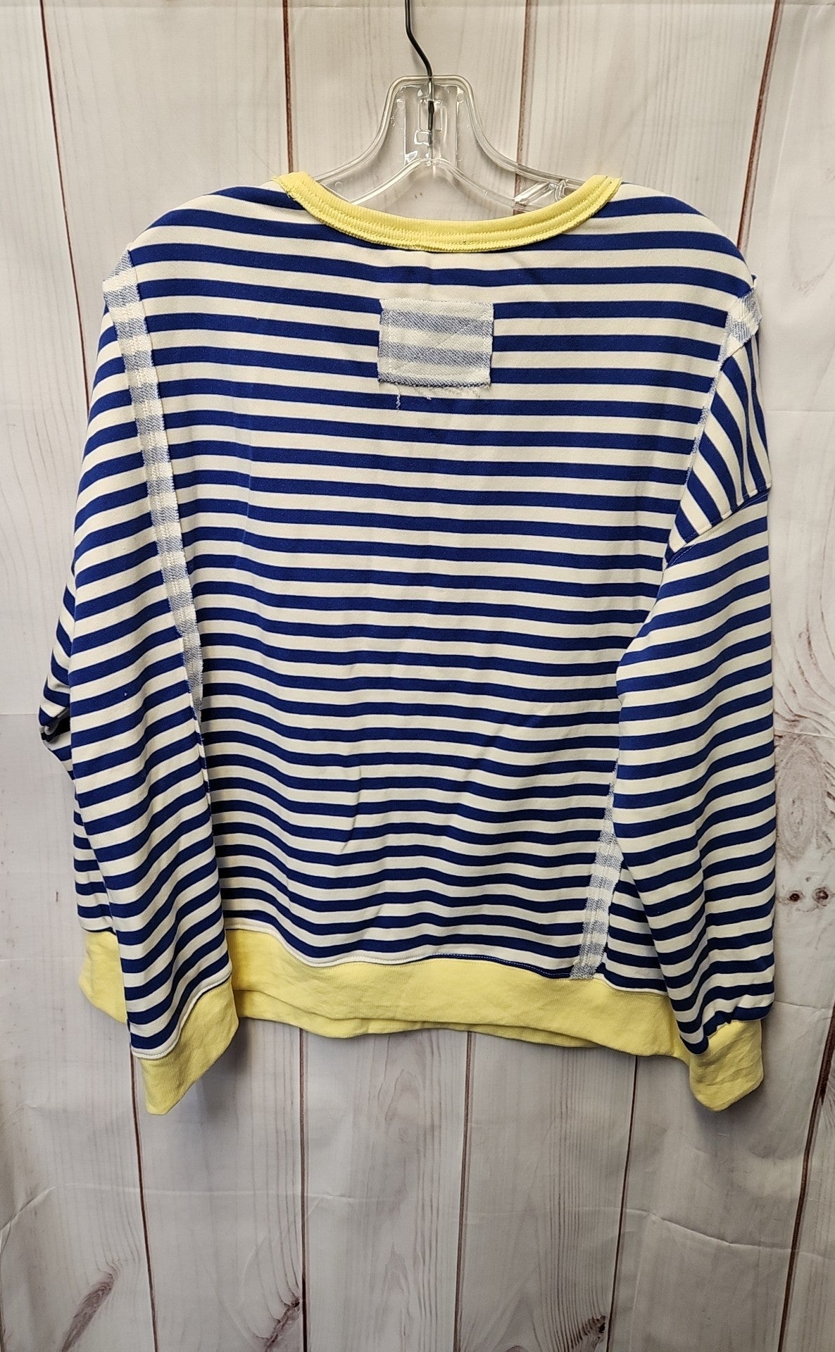 NWT In Loom Women's Size M White & Blue Sweatshirt