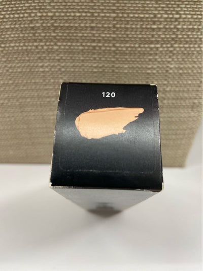 NIB Fenty Beauty Pro Filter Soft Matte Foundation 120 Face Cosmetic