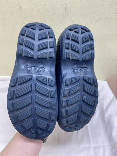 Crocs Boy's Size 2 Navy Boots
