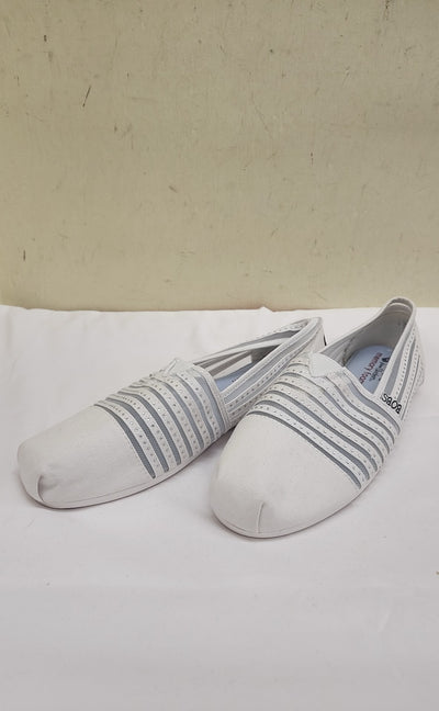 Skechers Women's Size 10 White Flats Shoes