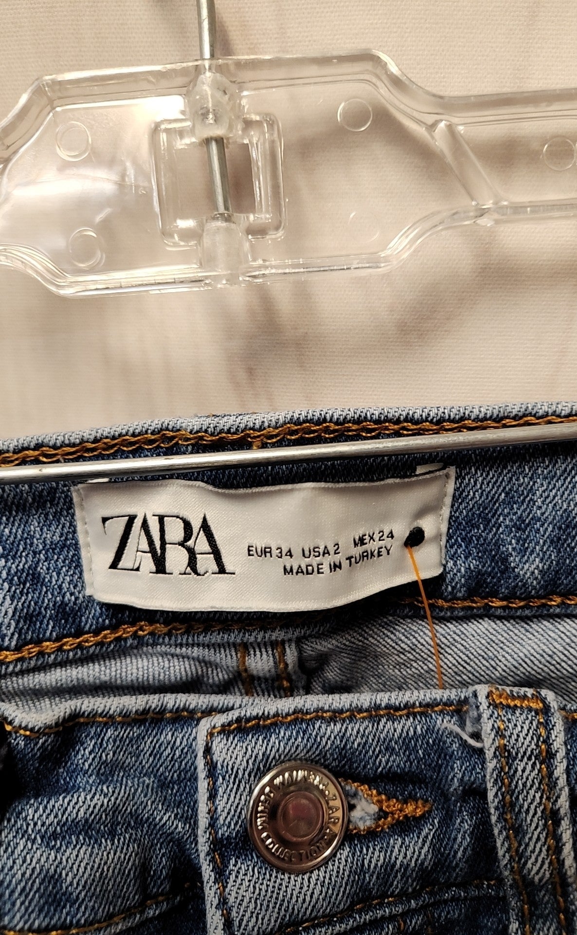 Zara Women's Size 26 (1-2) Blue Jeans The Bootcut