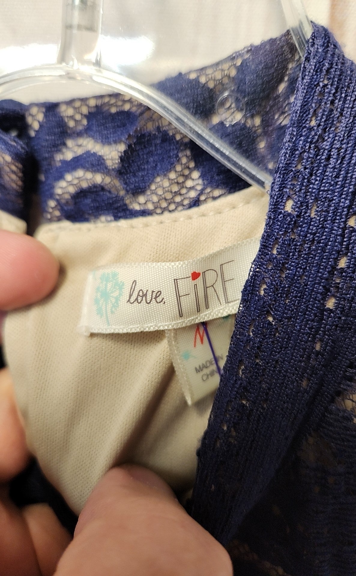 Love Fire Women's Size M Navy Sleeveless Top